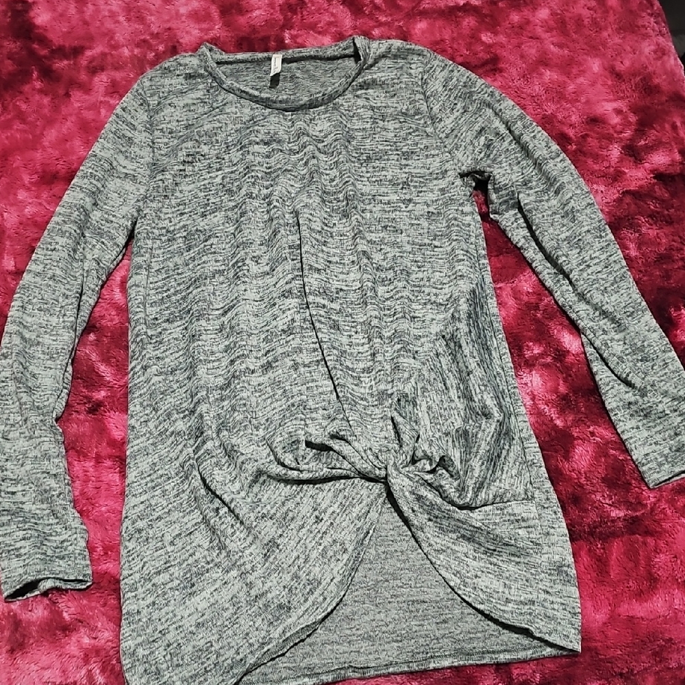 Greenish Women's Knotted Top 🦉